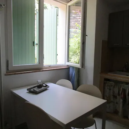 Di Laura Apartmán Pastrengo